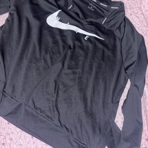 Nike Women's Black and White Long Sleeve Top